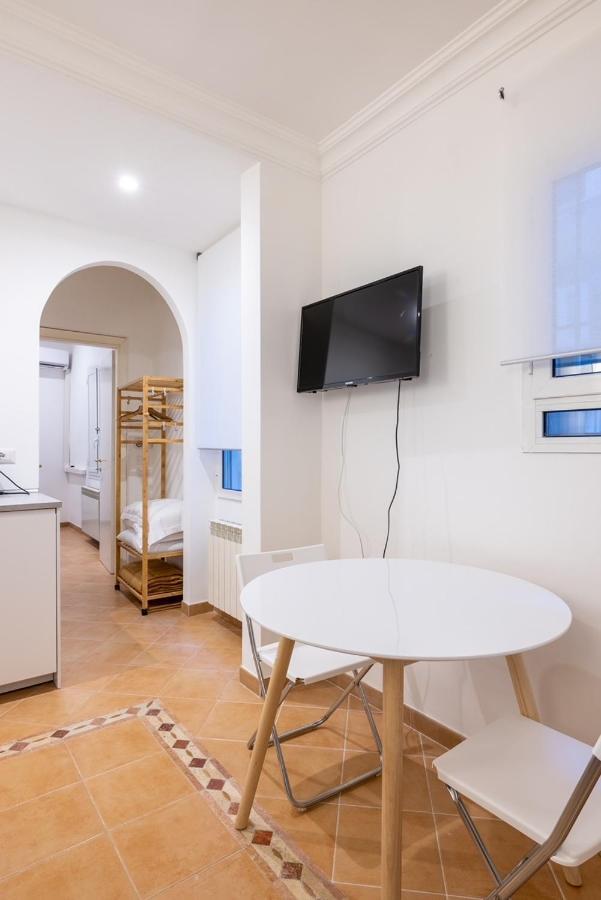 Elle Cavour Apartment Rome Exterior photo